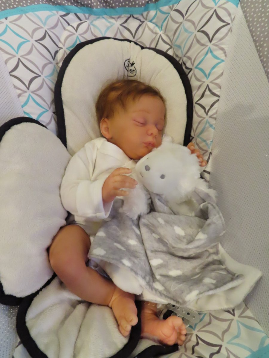 ArialFor's tweet image. arialsdollsfordementia.org #dementia #Alzheimers #alzheimersawareness #dolltherapy