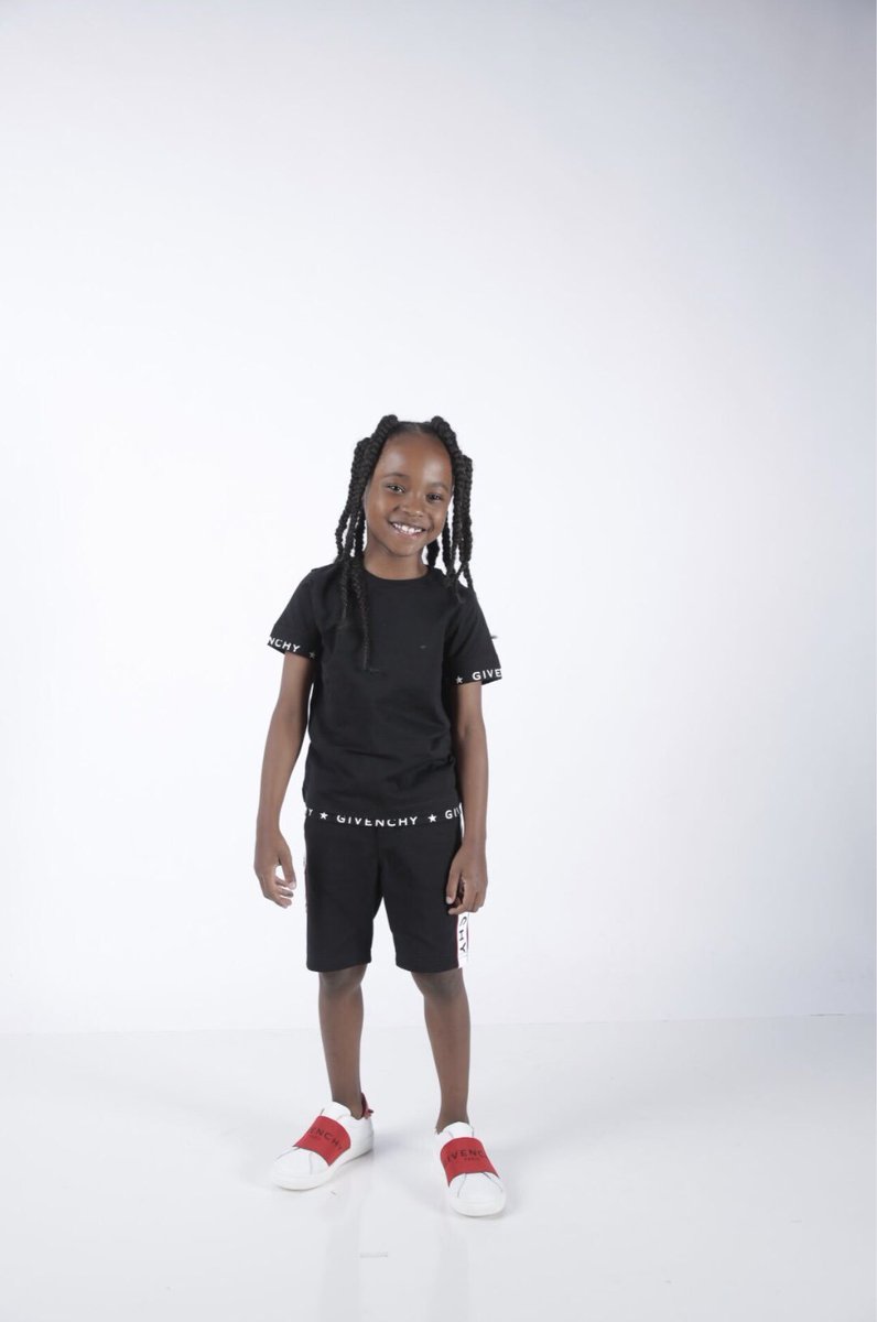 FMEFedy's tweet photo. Happy  7th birthday 🎉🎊🎂 it’s your day   🎈🎁  party Fenna be lit today ❤️

Lil fedy be toooo saucy 💉💉💉💉💉 🤑 #DripToHard  #Givenchy https://t.co/OVTnTGRTQb