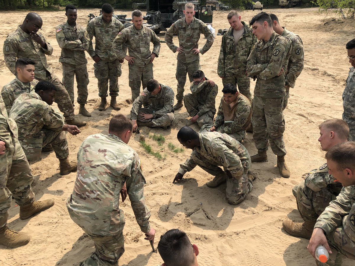 the_maness's tweet photo. Just finished my first field exercise as a battery commander. Extremely proud of the hard work and grit displayed by the #Assassins, am amazing group of men. #ALTW #LetsGo #10MTNDIVARTY https://t.co/7PrU1QIfnD