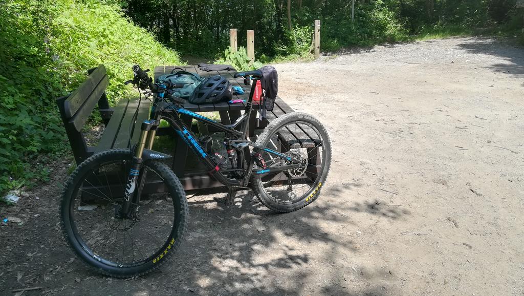 ivn77's tweet photo. Stamattina al Pisgiú fischiettando Lil Nas. #mtb #sorisole
Ecco chi è Lil Nas https://t.co/kr22DpMjAS https://t.co/AgaXlFJiLr
