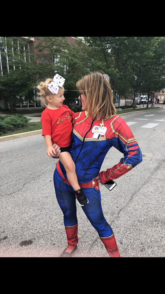 Jayklin1's tweet photo. 2019 Riley ICU Walk a Thon❤️ https://t.co/lI5jkfMk8Q