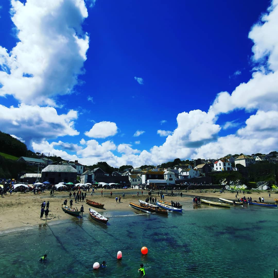 JamesMustoe1's tweet photo. Grand time volunteering on the BBQ at the #Gorran #gig Regatta today #Cornwall https://t.co/DuTuz1SQF3