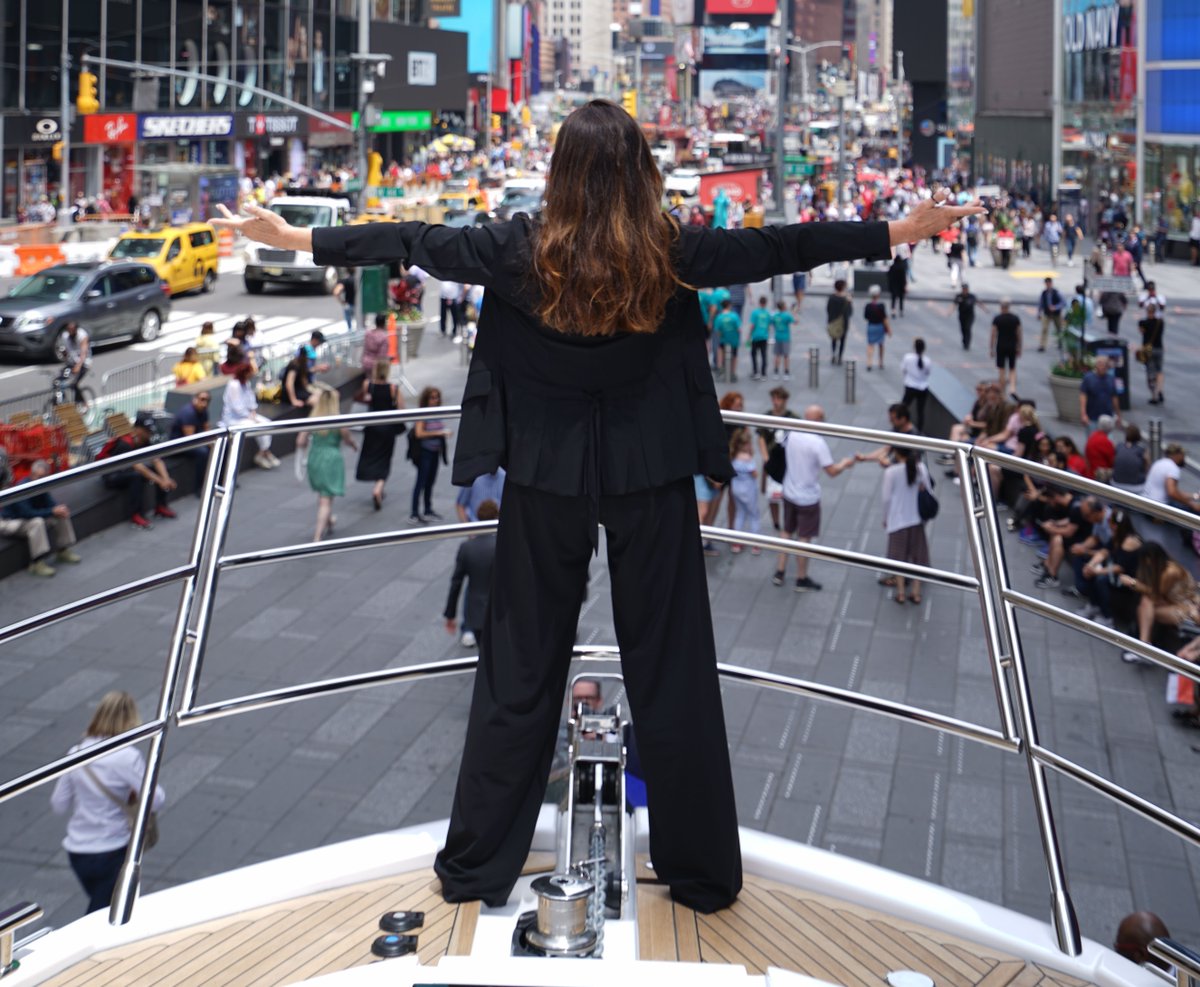 TimesSquareNYC's tweet photo. Yes, there is a yacht anchored in #TimesSquare 🛥️ #DesignPavilion continues with the Azimut S6, bringing together the worlds of art, yachting, design & sustainability. https://t.co/9Cbq8wIFgc https://t.co/0aRfmSERVk