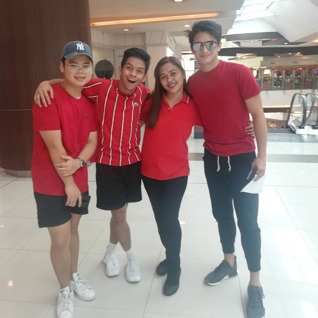 FloriefeD's tweet photo. @Jemmacatuns Dapat yung ganito ka happy at kasaya..😂 https://t.co/iwJ6PvCmuq