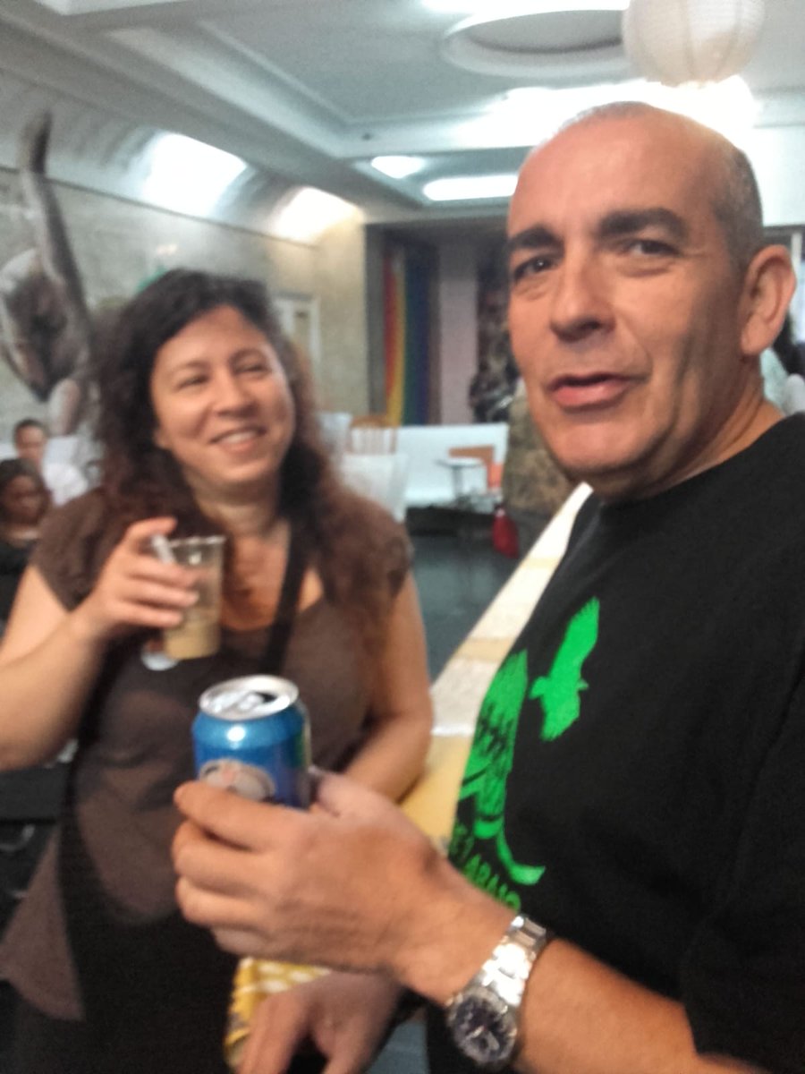 👏👏👏Afectados por los bancos, los fondos buitres y socimi empoderados aprenden con el taller de FONDOS y SOCIMI a defender su derecho a techo🏡🏡 la defensa que los abogados no saben o no quieren saber🎓🎓