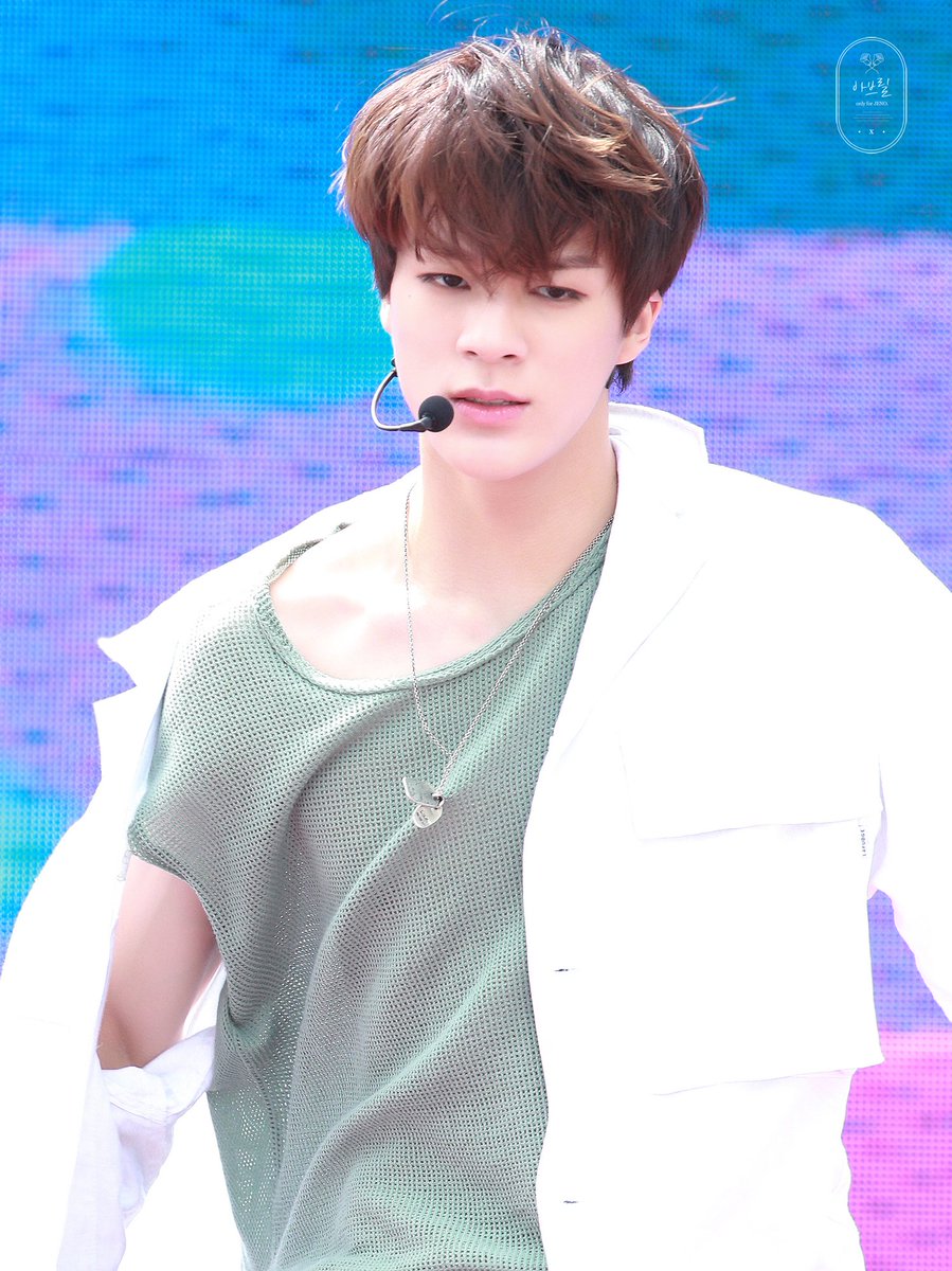 leejenopics's tweet photo. 190525 🎙 u clean youth culture concert 
© 아브릴 https://t.co/B8OcixUKrR