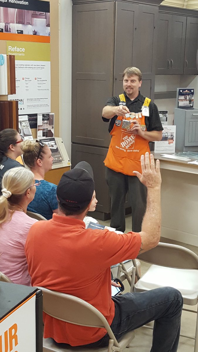 DawnMcSorley84's tweet photo. All ready for our dream kitchen event! Stu’s so knowledgeable we even had some associates join in! #NDDreamKitchen @frpinney2 @GrabChuck @RonitaHW @BobbittMatthew https://t.co/849MiAXOIg