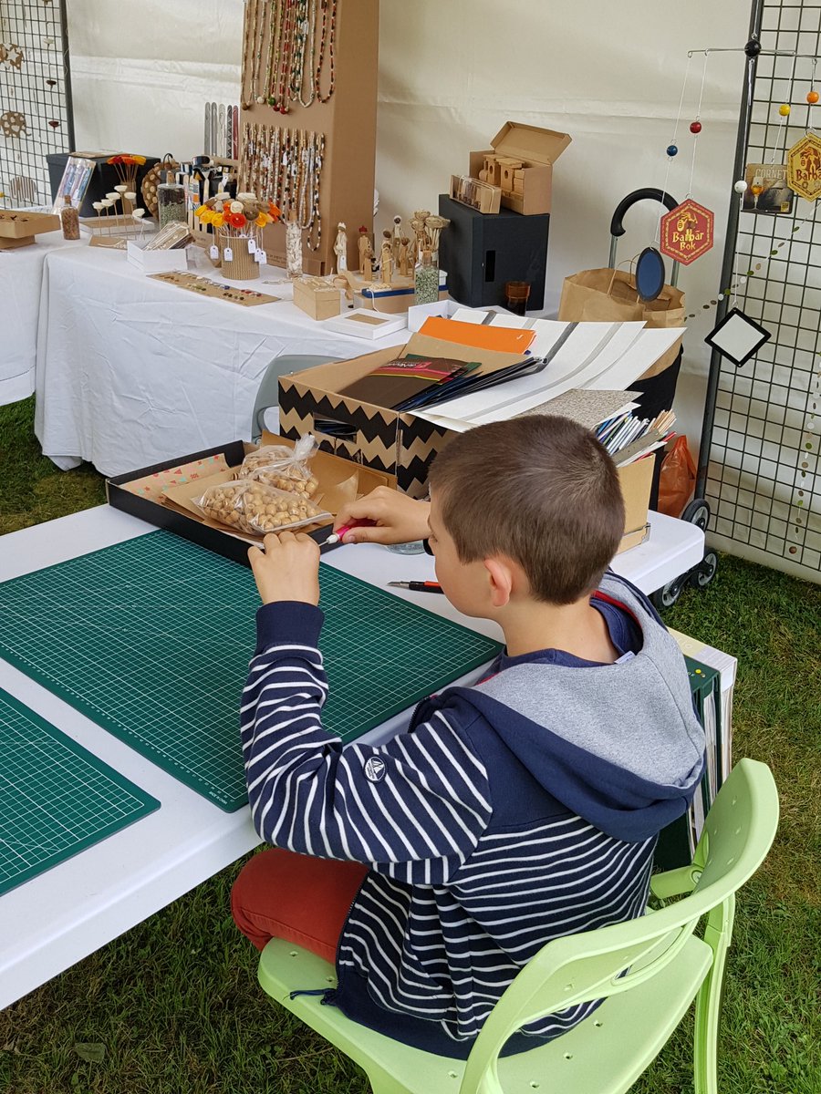 MarioRossiReims's tweet photo. Visite à #Recyclab pour leur 1er anniversaire. Une année réussie. Des ateliers qui fonctionnent, plein d idées originales et intelligentes, des visiteurs qui participent. #Ecologie #proximite @GrandReims https://t.co/CJgLwsMJxZ