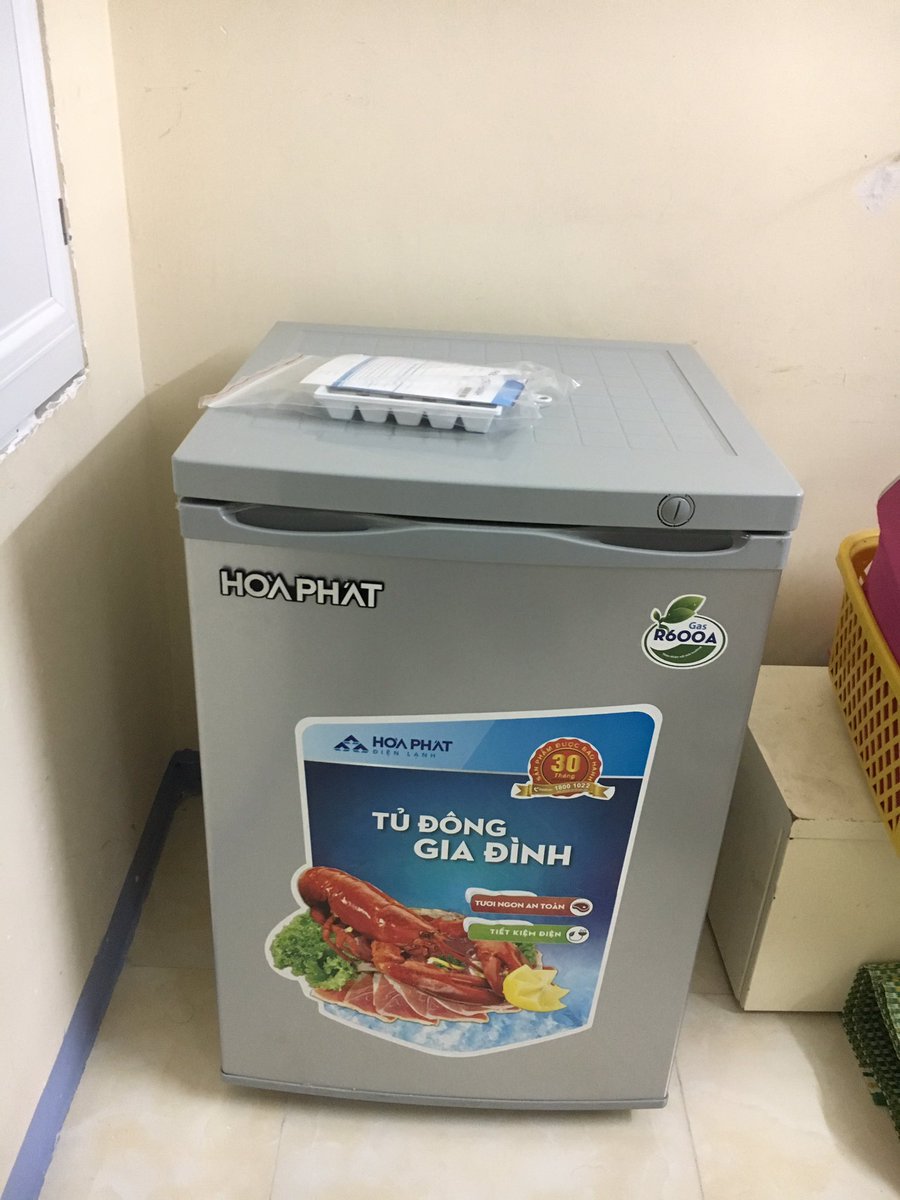 CngTy's tweet photo. Tủ đông đứng 100 lít Lh 0984815875 https://t.co/Pxiqrf7Vih