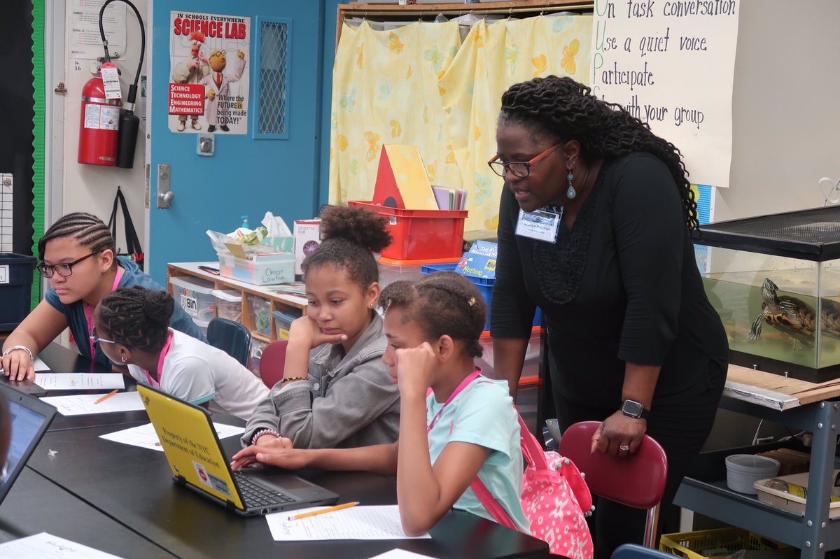 VolunteerBGCNYC's tweet photo. We’re excited and we just can’t hide it! The girls are now learning the basic components of building a webpage. These #FutureTechBosses are doing amazing.  #BGCNY2019 #WebDev21 https://t.co/KN77Z2M2Ji