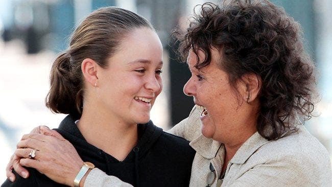 48 years ago, Evonne Goolagong Cawley inspired a generation of young Aboriginal Australian girls and boys to pursue the sport of tennis when she won the French Open. Today, Ash Barty follows in her footsteps and inspires thousands more to chase their dreams. Ash, take a bow #RG19