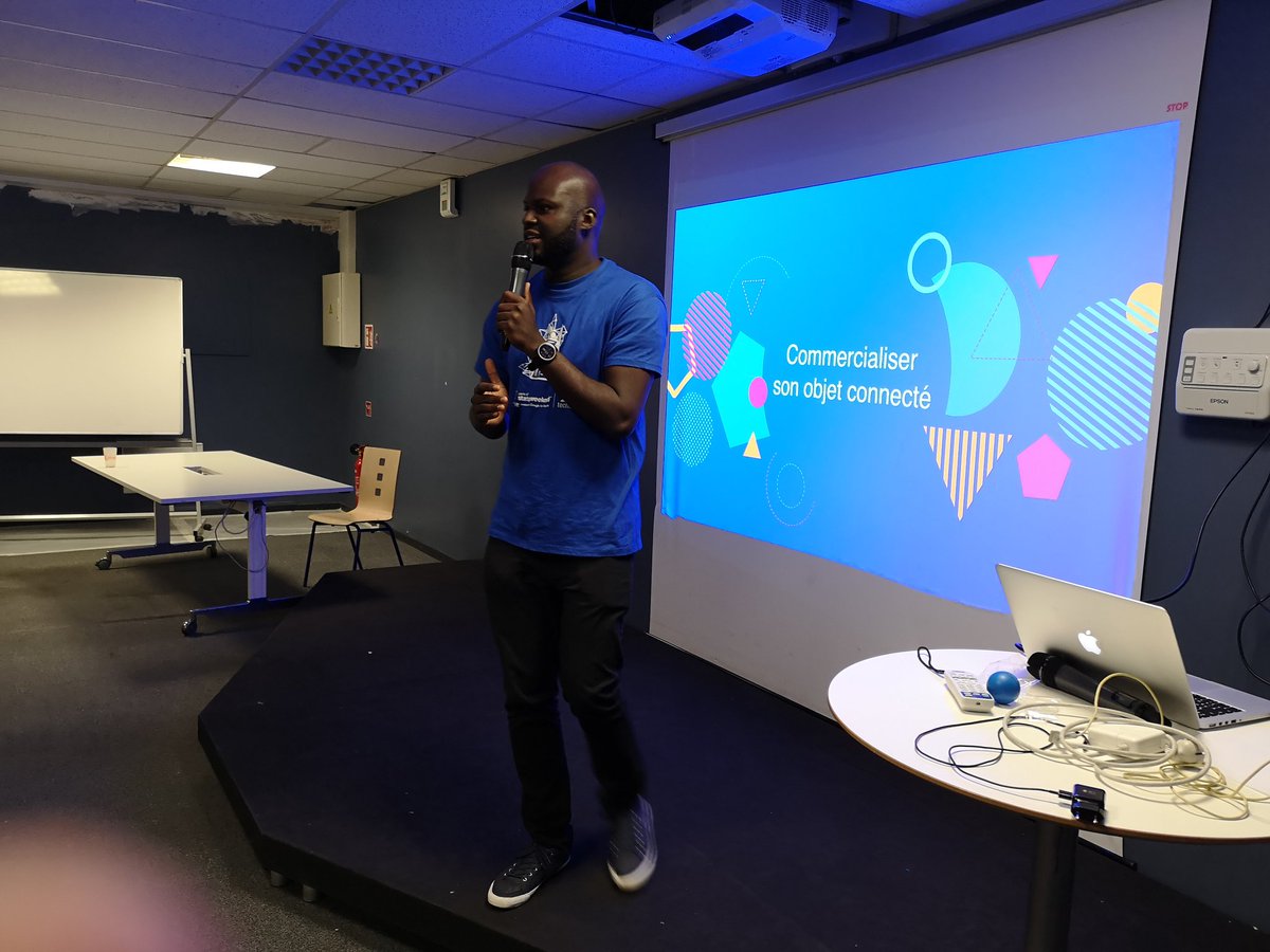 <a href="/AbdoulaySy/">Sy Abdoulaye</a> nous parle de comment commercialiser son objet connecté #SWParisIoT <a href="/paris_iot/">Startup Weekend Paris IoT</a>