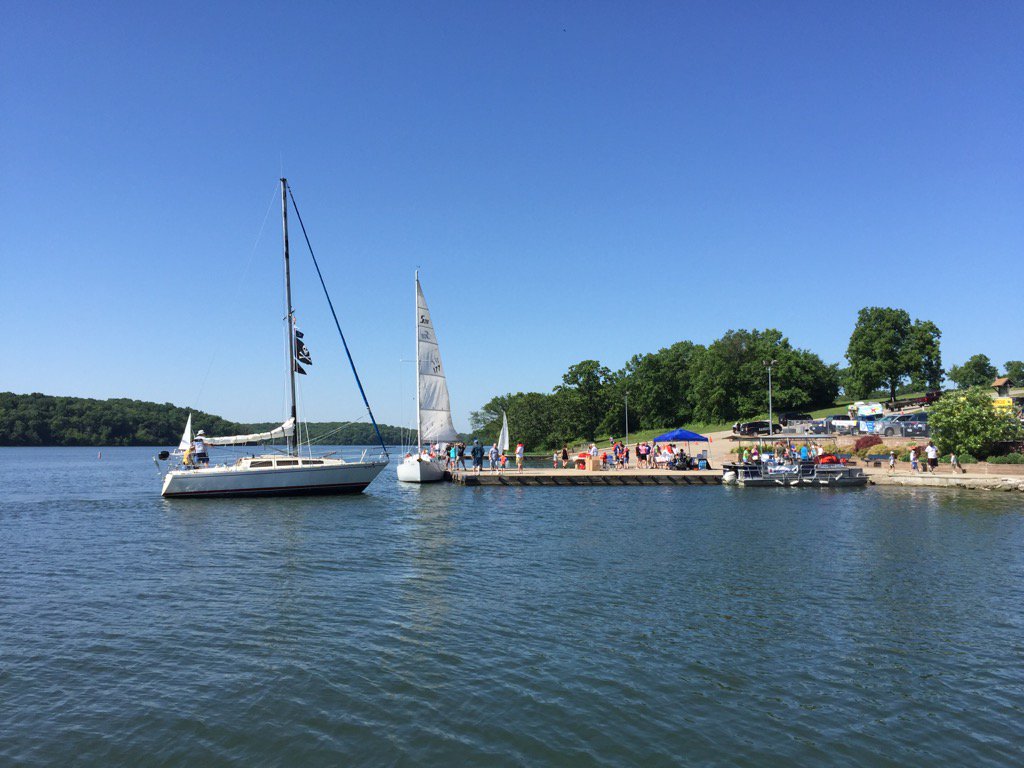 JacksonCountyMO's tweet photo. Happening now at Lake Jacomo #NationalMarinaDay. Come out &amp; enjoy boat rides, games, kayaking, sailing &amp; fishing demonstrations. This free event is sponsored by @BassProShops &amp; last until 2:00 p.m. https://t.co/JA9le76S4n