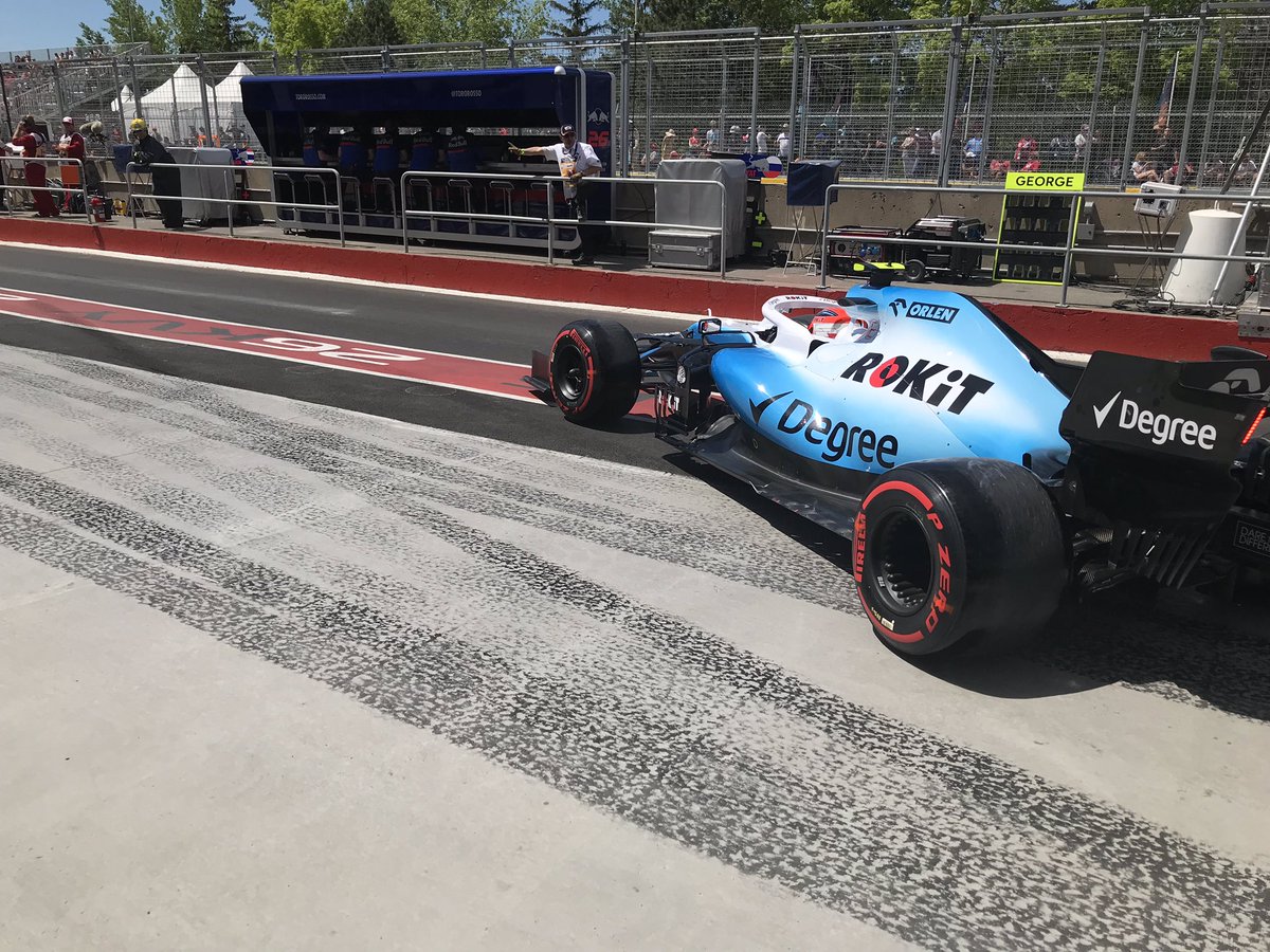 #RK88 joins the fun on a set of softs. 10 to go in #FP3

#CanadianGP 🇨🇦