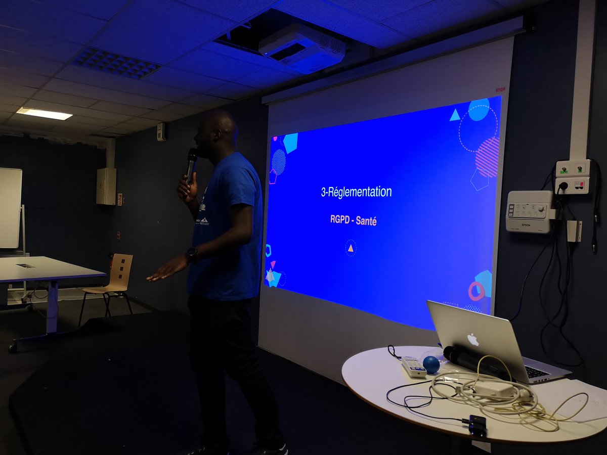 Lors de la conception d'un objet connecté, pensez #RGPD #SWParisIoT <a href="/paris_iot/">Startup Weekend Paris IoT</a> <a href="/AbdoulaySy/">Sy Abdoulaye</a>