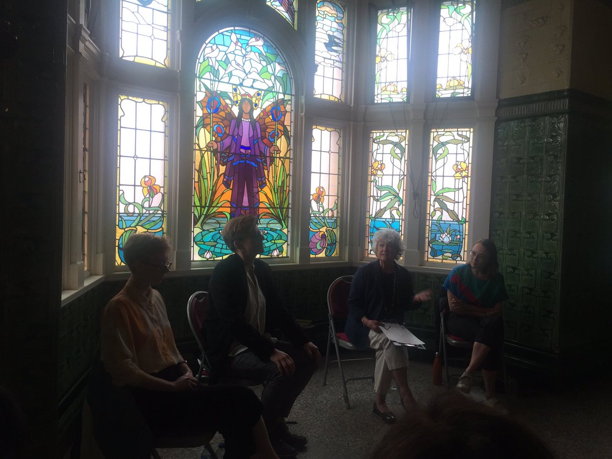 wordsnfixtures's tweet photo. Interesting and inspirational performances and discussions from @LenniSanders @ShareClaw and @Els_Duffy chaired by Clare Stuart this afternoon at the packed Poetry Panel @victoriabaths Weekend Of Words. #VBWoW https://t.co/PQICF6F1fc