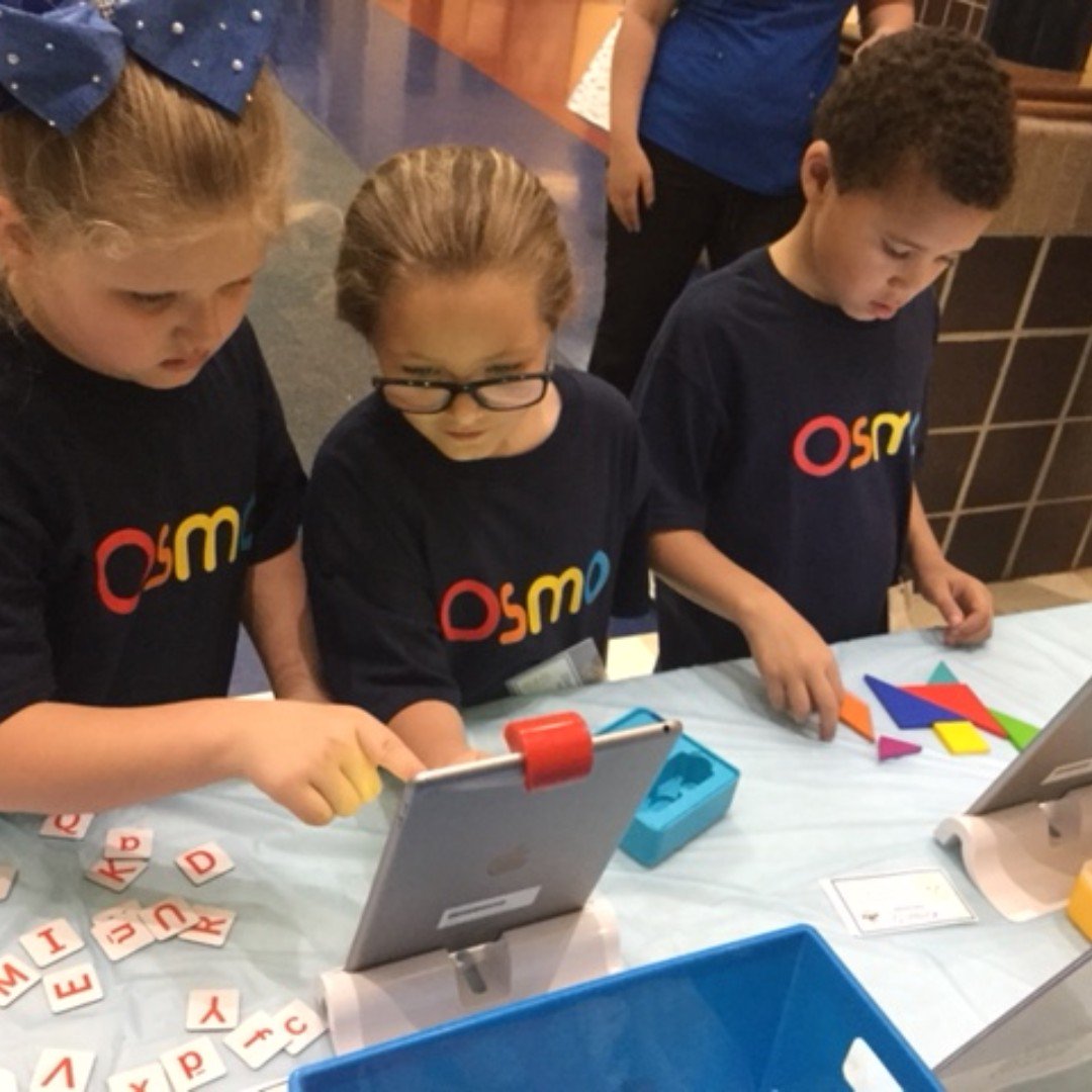 PlayOsmo's tweet photo. Erin hasn't been part of the #OsmoAmbassador community for very long, but that hasn't stopped her from doing all that she can to get Osmo into the hands of her students. Thank you Erin for your passion, and for all you do for the #PlayOsmo community and for your students! https://t.co/S4P1Pxrdha