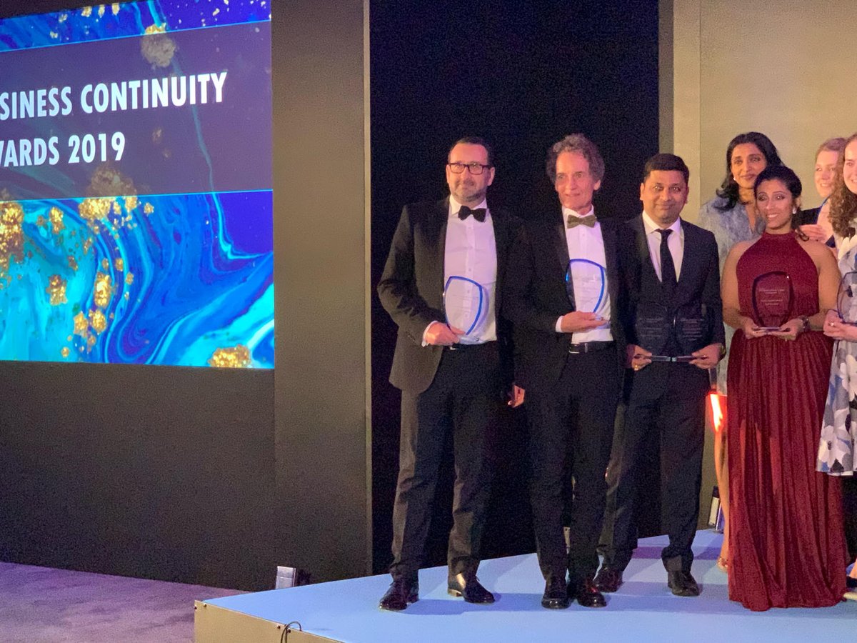 F24ES's tweet photo. #F24 ganadores del CIR BC Awards 2019 - Cloud Based Services #businesscontinuityawards #FACT24 #ContinuidadNegocio https://t.co/U12Q5DXnec