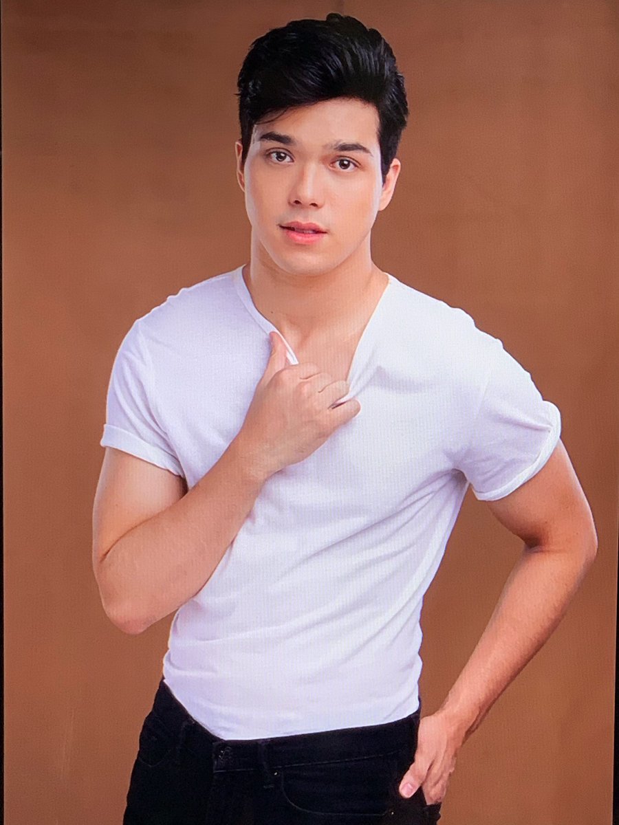 Hoyyy ang gwapooo 😍😍😍❤❤❤