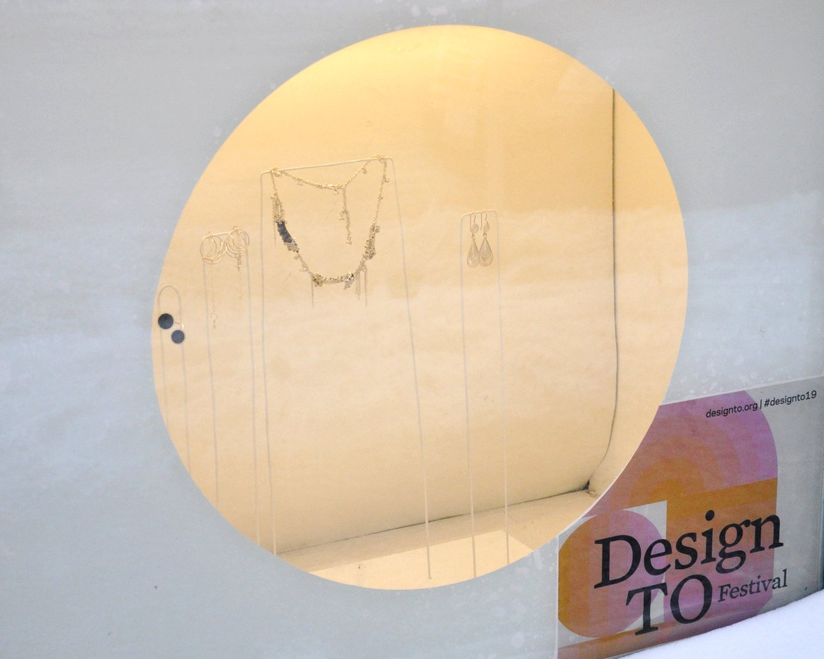 DesignTOFest's tweet photo. Part of #DesignTO19, Asymmetric, a jewelry exhibition, asked artists to interpret the theme of “Asymmetric” in a piece of jewellery. Many drew on the natural asymmetry found in nature but others referenced the architecture around us. 📷: Hannah Nguyen https://t.co/CiufowomLs