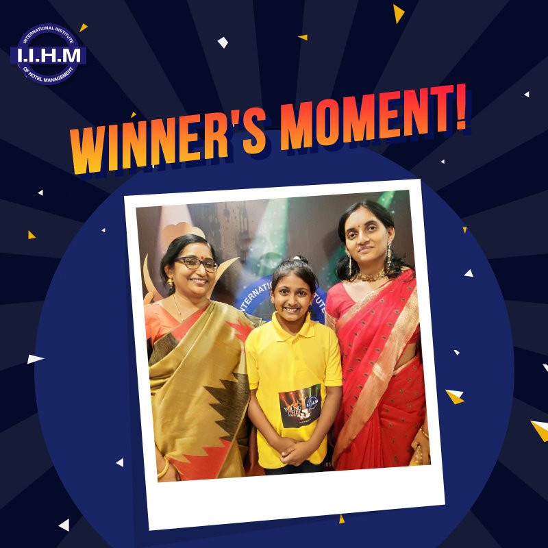 IIHMHOTELSCHOOL's tweet photo. Hasvika Sridharan with her loved ones after winning the title of #YoungChefIndiaJunior2019! The smiles say it all! Congratulations to Hasvika & all the people behind her who made this amazing event a huge success!
#YoungChefIndiaJunior #Winner #ChefHasvika #chefJr
(V) https://t.co/NI80V9xFgg