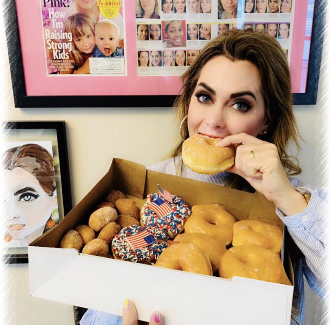 dandrasimmons's tweet photo. Yesterday was my #favoriteday National Donut Day! Cheers to the #iconic #cakedonut
Wishing I was in @newportbeach @sidecardoughnut having a #butterandsalt #donut! #nationaldonutday🍩 #bravotv https://t.co/MxXTYKcQ6R