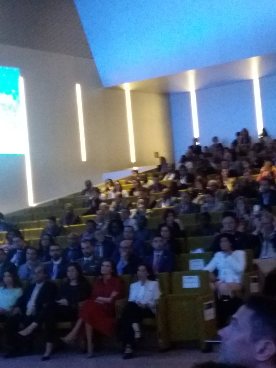 mariancaracuel's tweet photo. Los niñ@s de #PalmaConference piden #seguridad ante la Reina Dña. Letizia y un gran Auditorio con delegaciones de todo el mundo #SafeSchoolsDeclaration #ProtectSchools #ProtectingPeace . Importante #EjercicioPráctico
#TableTopExercise #Education #SDGs #SDG4 @CasaReal @MAECgob https://t.co/UUXRwfBNbP