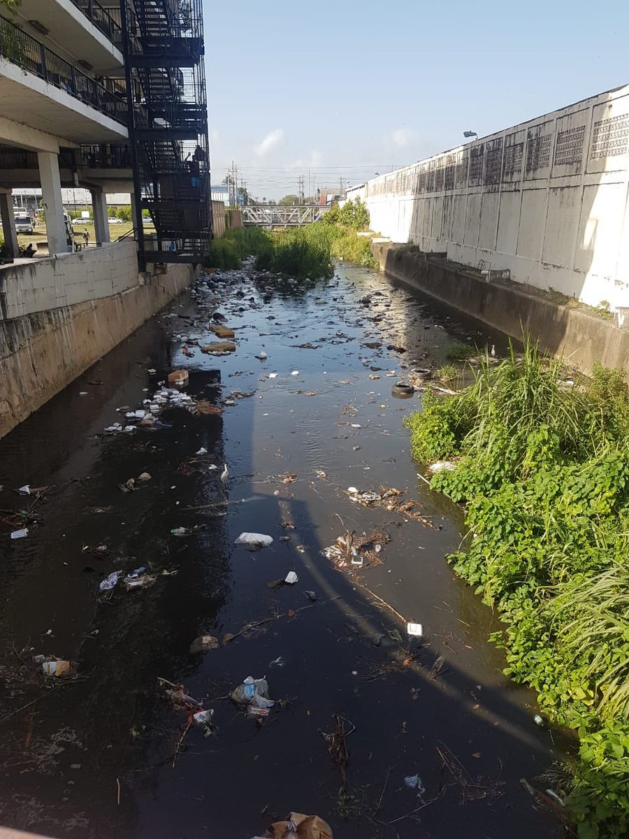 POS_Corp's tweet photo. Yesterday, Mayor Joel Martinez and Deputy Mayor @HiHillan visited the East Dry River to observe the progress made thus far with the cleaning of the river before the start of heavy rainfall.
#EastDryRiver #CleanUp #City #Before #StayTuned #POSCorp #PortOfSpain
1/2 https://t.co/V1WQKV6XCD