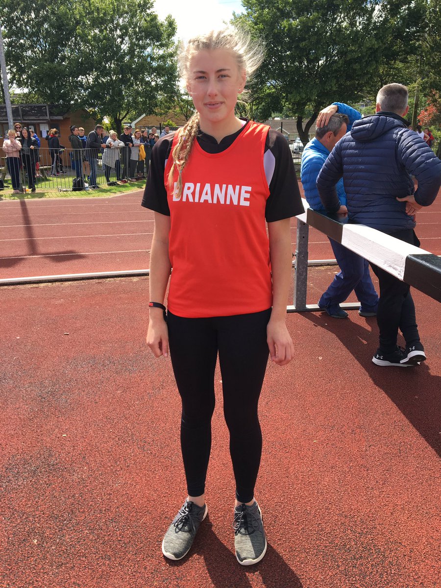 john_norgrove's tweet photo. @YBMsbort @YGGBM Rhai o’r disgyblion yn cystadlu yn athletau Dyfed heddiw! Da iawn bawb 🏃🏻‍♂️🏃🏼‍♀️🏅🏅 https://t.co/x3A7u6fA5a
