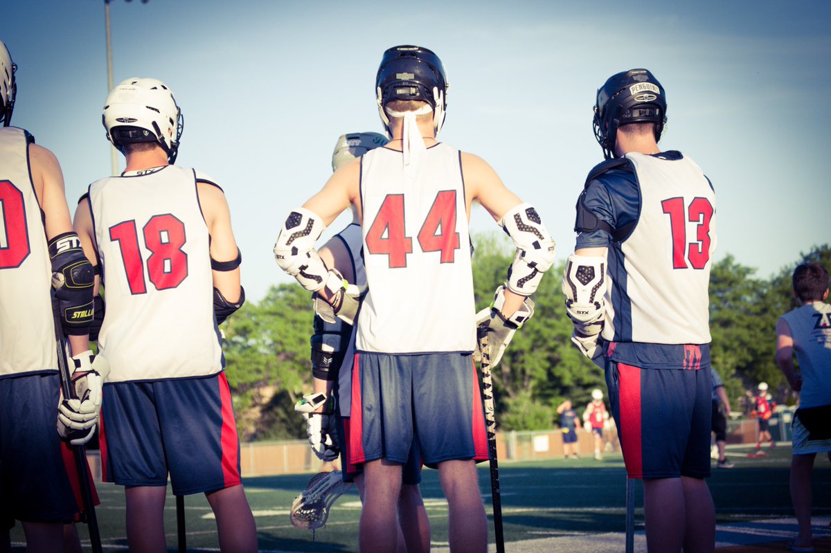 The attack High School team welcomed the Rising Stars, current and former coaches and players to a fun game. It was a super fun night!