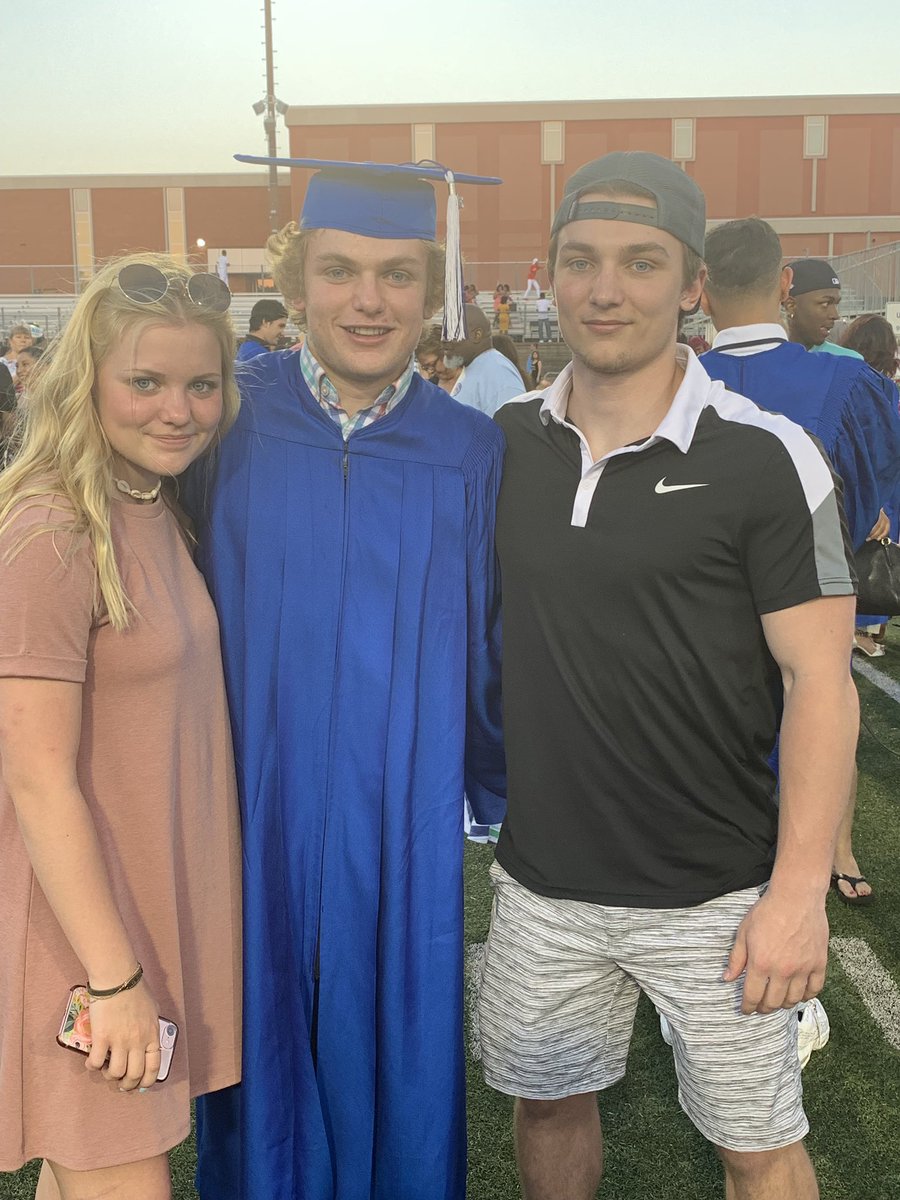 Cray_Mac3's tweet photo. Well I guess that’s it... unbelievable. #OnceAPantherAlwaysAPanther💙❤️ https://t.co/FcUE2wdVtM