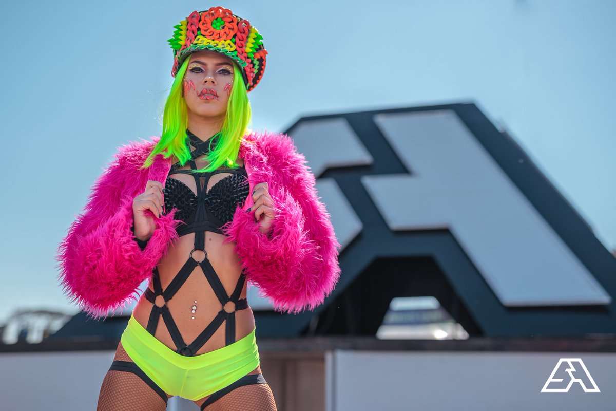 SpringAwakeFest's tweet photo. Day 1 brought incredible vibes! We're just getting started 😎 https://t.co/8BA1eNP4o1