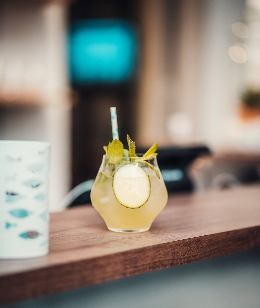 TheDeckHotel's tweet photo. Les blogueurs et influenceurs de la Côte d'Azur on pu découvrir DECK 02, le nouveau bar de @TheDeckHotel !
➡️ Découvrez l'album complet sur notre page Facebook : 
https://t.co/pGbS4BppMA
📸 @ClementR_Nice
#ILoveTheDeck #HappyCulture #CotedAzurFrance https://t.co/GBx2waEM1S