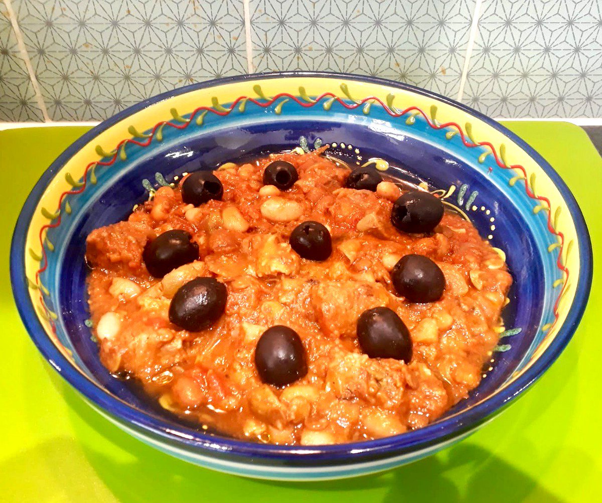 ThomasSeear's tweet photo. BLOG: A filling Pork and Tomato Bean Stew to warm up soggy summer days
https://t.co/sY3XMqGmGf https://t.co/RsJN5T5Tmo