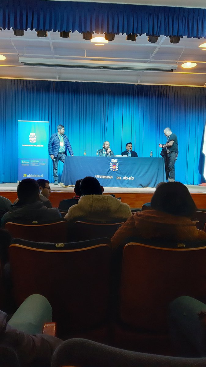 felipiac's tweet image. #CodeÑuble @gbergel