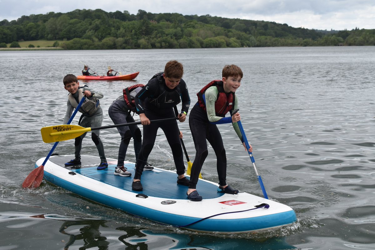 ArdinglyBoarder's tweet photo. Lots of fun on the reservoir and a cake at the end of it to celebrate Cosmo's birthday #boardingexperience https://t.co/LFI4eWpzYD