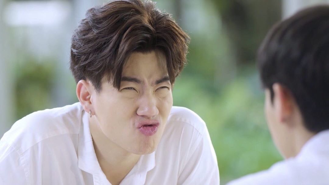 markkjaebeomy's tweet photo. กลัวจะเสียเพื่อนรักและไม่มีเขาในชีวิตต่างหาก #ทฤษฎีจีบเธอ https://t.co/Rexv1fKUBz