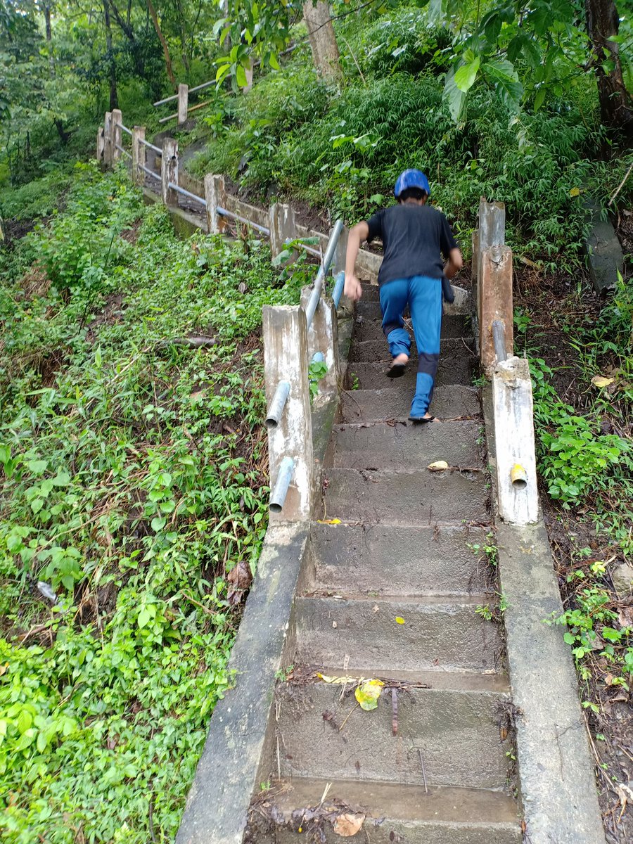 Wisata Riyeun Seureutoeh (Tangga 100) Keumala, Pidie. Sempat megah sebelum konflik dan kini sudah dibuka lagi. Sudah pernah kesini, atau masih ingat masa indah brnostalgia era 90'an disini. 
<a href="/genpipidie/">GenPI Pidie #PesonaMudik2019</a> 
<a href="/genpi_id/">Generasi Pesona Indonesia</a> 
@pesonaid_travel
#PesonaLebaranDiAceh 
#LebaranItuKePidie