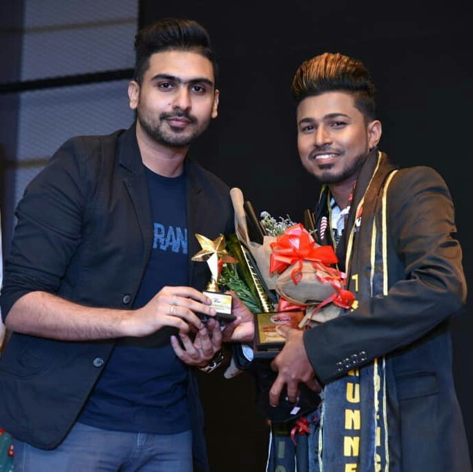 Santosh_ji11's tweet photo. MR INDIAN NATIONAL 2018
#1stRunner-up 

#MvskProduction #MaleModel #MrMalaysia https://t.co/nwBAODFgLO