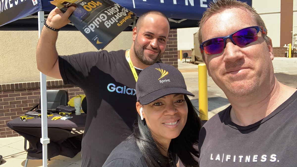 julzsprint's tweet photo. MSM Promenade partnership with LA fitness table days! @JWeav11 @kimwhite4 @TimMiller44 @ATeamMrT https://t.co/LobQshTJZ5