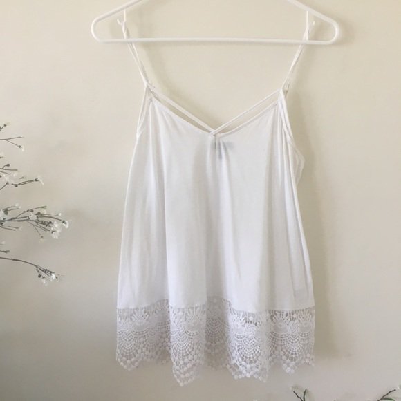 HaileighShipman's tweet photo. So good I had to share! Check out all the items I'm loving on @Poshmarkapp #poshmark #fashion #style #shopmycloset #express #hellbunny #nickmo: https://t.co/ax9haCHvbV https://t.co/GPpcWrPEbf