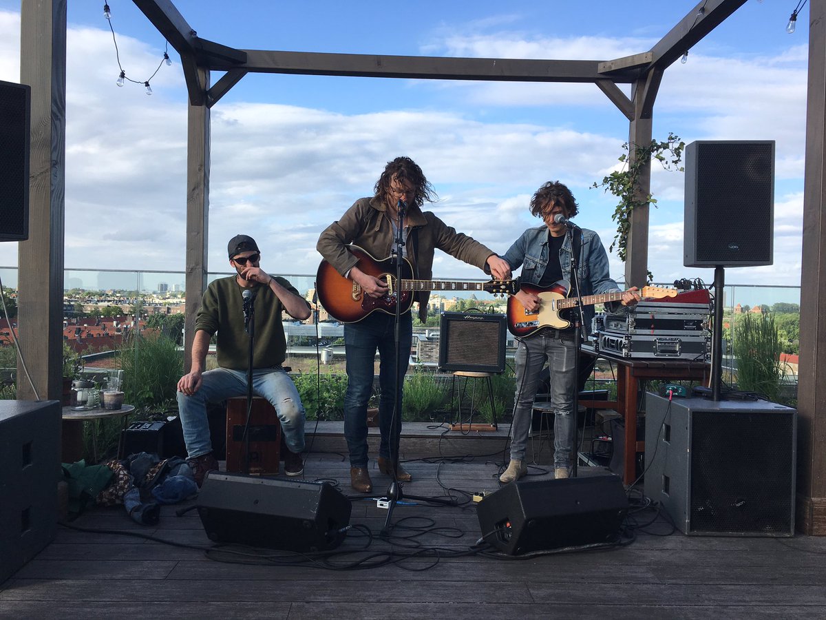 Aan het uitwaaien na het dagprogramma van ROEF, waar ik mocht vertellen over hoe je zelf aan de slag kan met je #dak