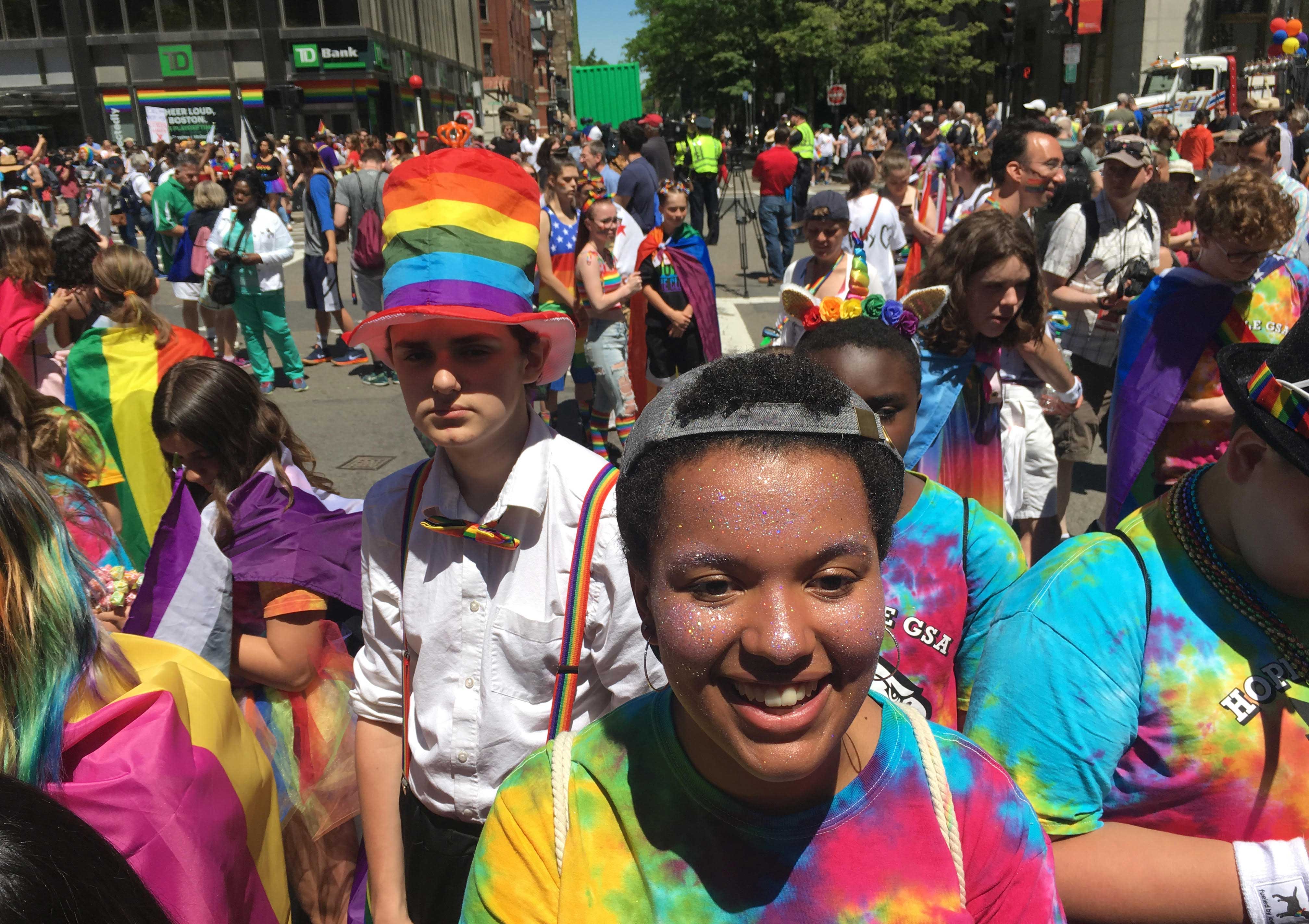 Thousands take to the streets for Boston Pride 🏳️‍🌈 / Twitter