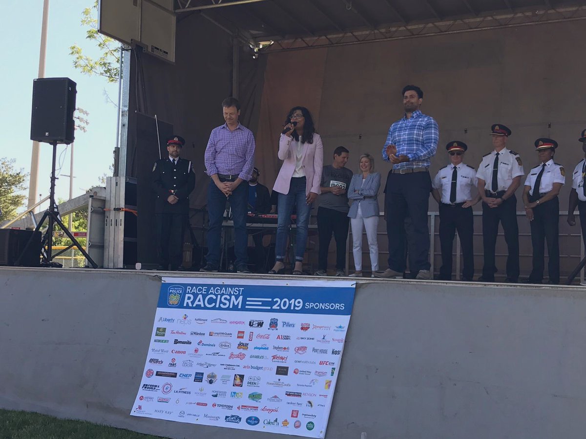 iamIqraKhalid's tweet photo. Thank you @PeelPoliceMedia for bringing together over 500 people from all across #peelregion for the annual #runagainstracism what a great initiative that strengthens our Mississauga family! https://t.co/jljydZA6p9