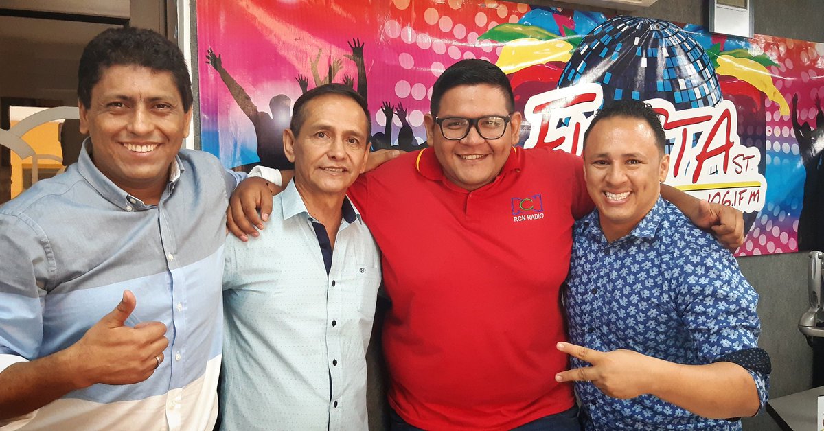 Promoción CUANDO EL AMOR SE ACABA en la estación radial FIESTA STEREO 106.1 #Buga.

#Cumbia #CumbiaSonidera #Cumbias #CumbiaColombiana #CumbiaPop #CumbiaMexicana
