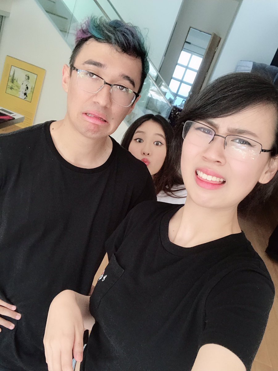 MitsukiBb_'s tweet photo. WE MATCHING..... But why????????
Also he stole my caption 😡😡

#streamercamp #Boxyrae 

We live now on @THEalbertchang channel at https://t.co/6MylG7OQQV !!! TALENT SHOW TODAY ❤️ https://t.co/2nQzBN4h8I