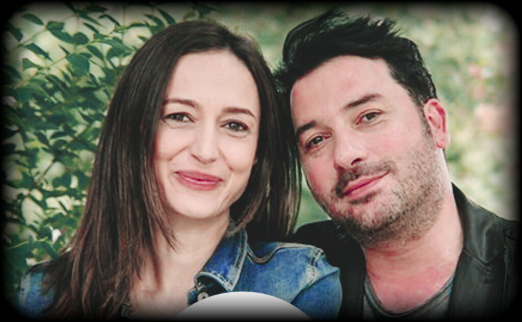Aylin_Hakan_'s tweet photo. Şu ikili fazla birbirini tamamlıyor hocam Hakan'ı yarım bırakmayın. Aylin'in yerini kimse dolduramaz. ✋ #ArkaSokaklar #ÖzlemÇınarYoksaBizdeYokuz #Bitmesinhikayemizayhak @ozanemre @ayilmazekmekci @semingunescolak @arkaasokaklarrr @KanalD @erlerfilm_ https://t.co/tZjFdPy5UX