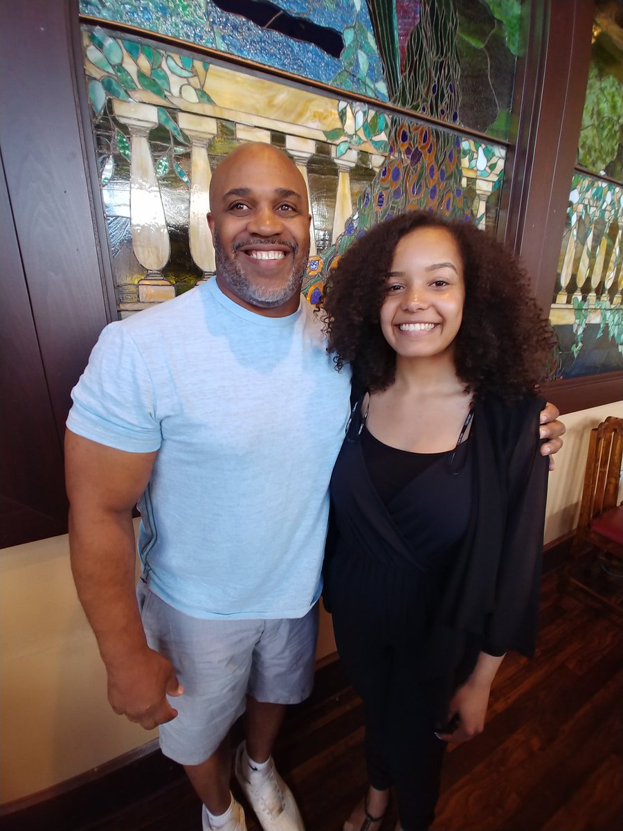Biggee20Greg's tweet photo. Congrats to my niece Reed on her highschool graduation https://t.co/K39ygCSiAD