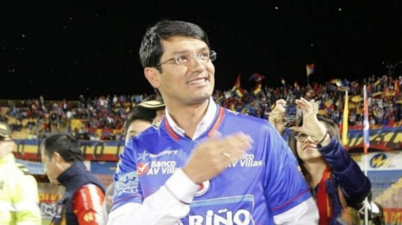 ¡El político dice que le quedaron mal los directivos del FPC! Gobernador de Nariño se fue con todo contra la decisión de Dimayor para la final Pasto VS Junior

"Exigimos es lo básico y elemental que siempre hemos pedido desde el sur: juego limpio"
Video > bit.ly/2KHY6D0