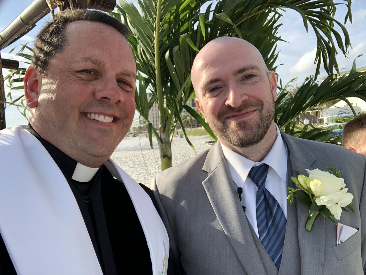 StJamesUMChurch's tweet photo. Congrats to the happy couple, Mr &amp; Mrs Trey Turner. They were able to have a dry, beach wedding in @StPeteBeachFL. It was a great day. https://t.co/MtUjBbTwlT